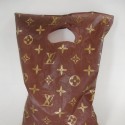 Correspondence With A Curator - Lv